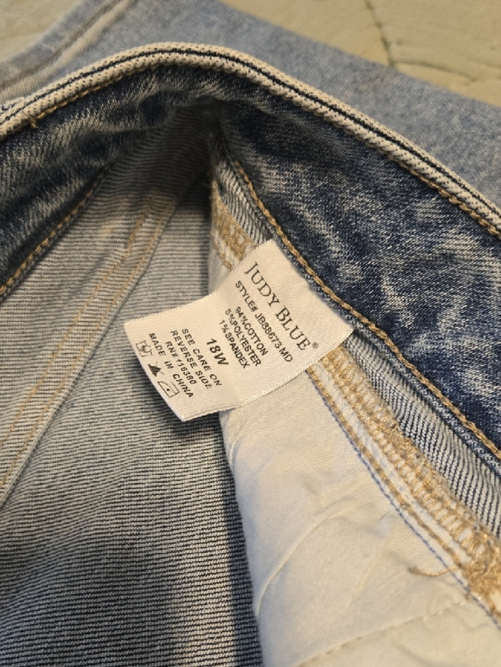 Judy Blue Wide Leg Jeans - Picture 4 of 8